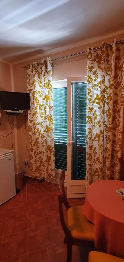 Lav Apartments Herceg Novi Exterior photo